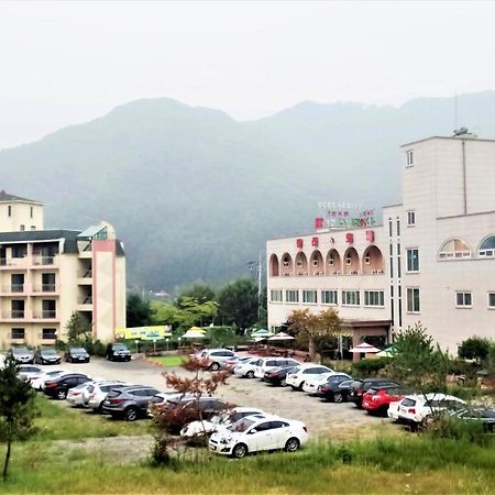 Hongcheon Resortel ภายนอก รูปภาพ
